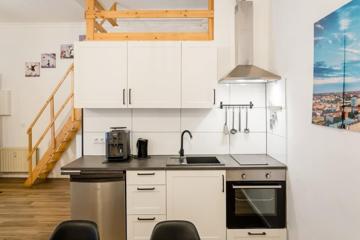 Stylish Loft Close To Boxhagener Platz Berlin Exterior photo