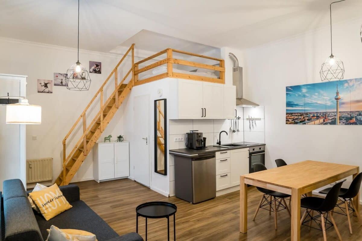 Stylish Loft Close To Boxhagener Platz Berlin Exterior photo